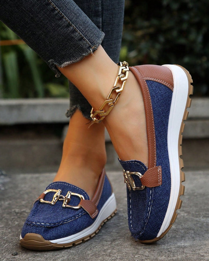 Jacquetta | Flat Moccasins with Buckle