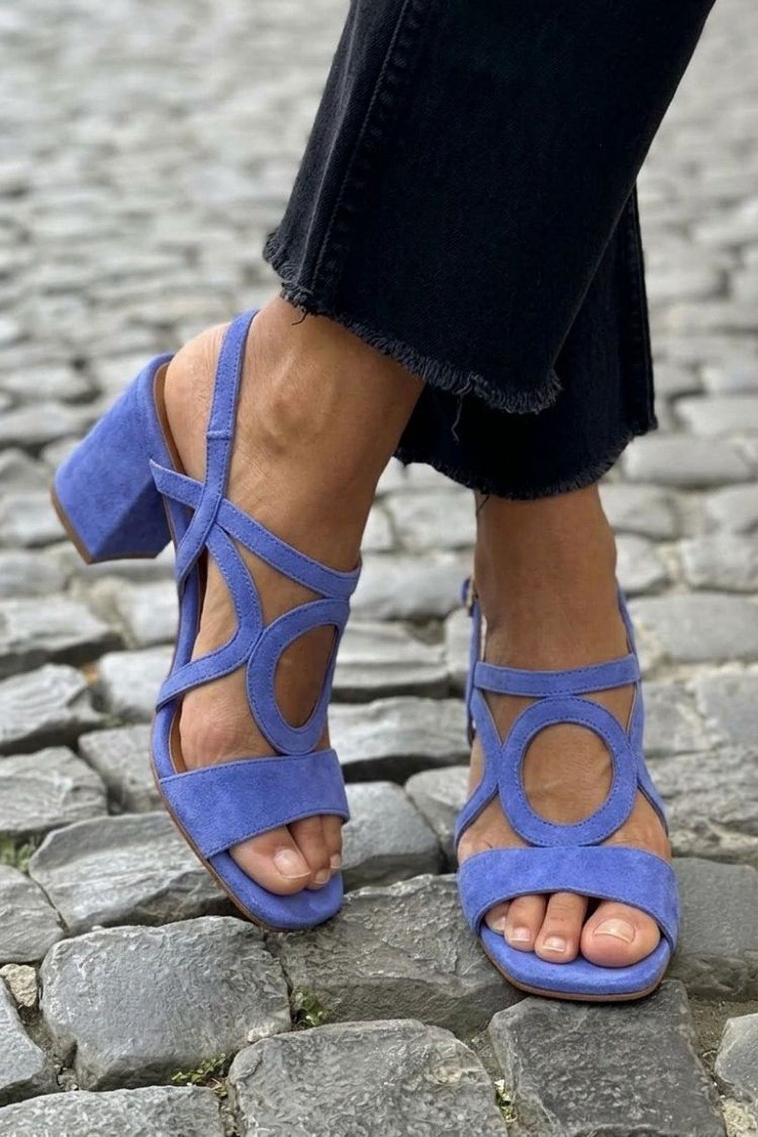 Estela | Square Toe Cut-Out Sandals