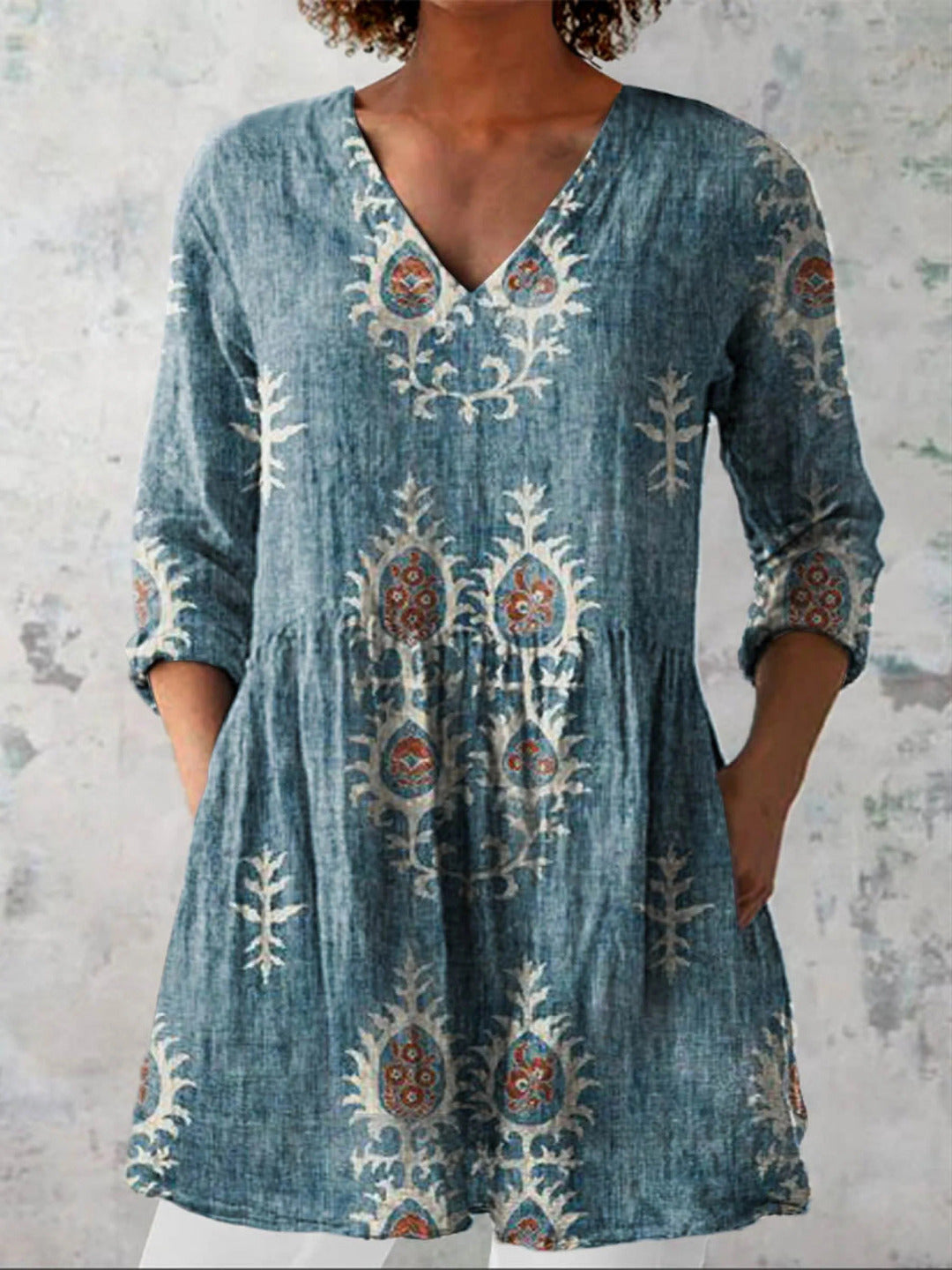 Celia | Long Blouse with V-Neck