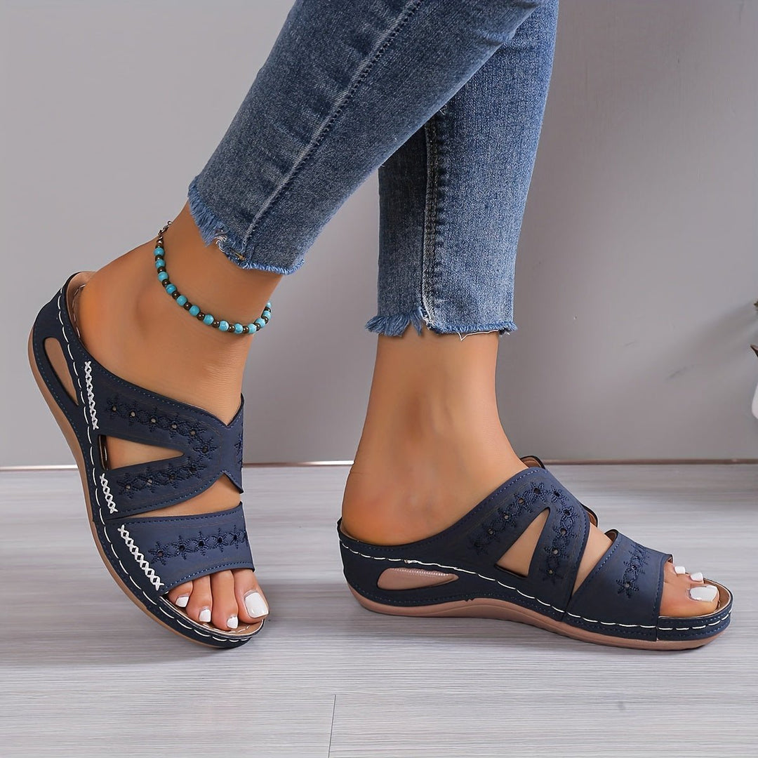 Iolande | Orthopedic Sandals
