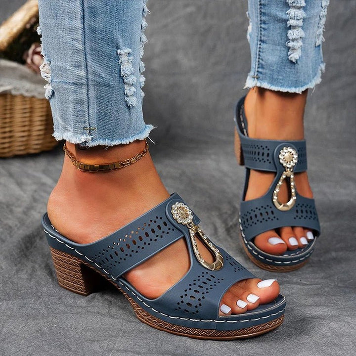 Fae | Chic and Comfortable Orthopedic Sandals